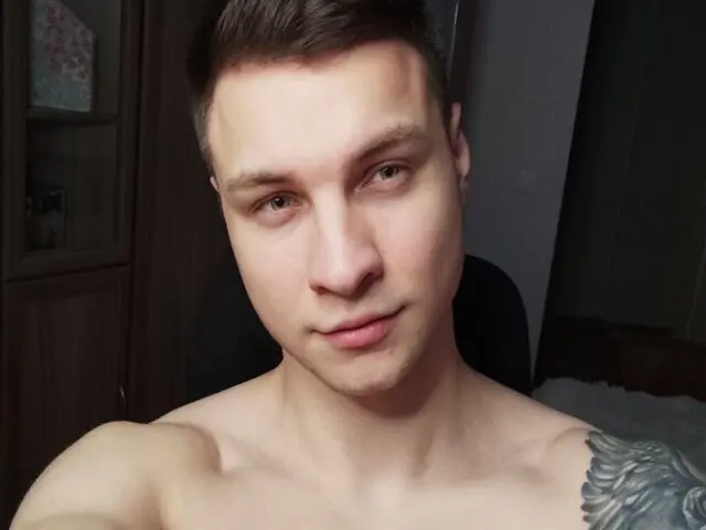 AlexPolo's Live Nude Chat